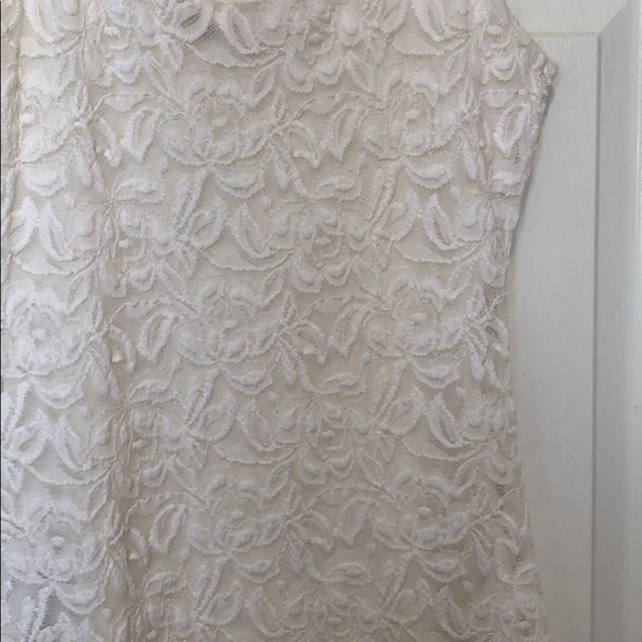 2 for 40 Guess lace tops - Picture 6 of 7